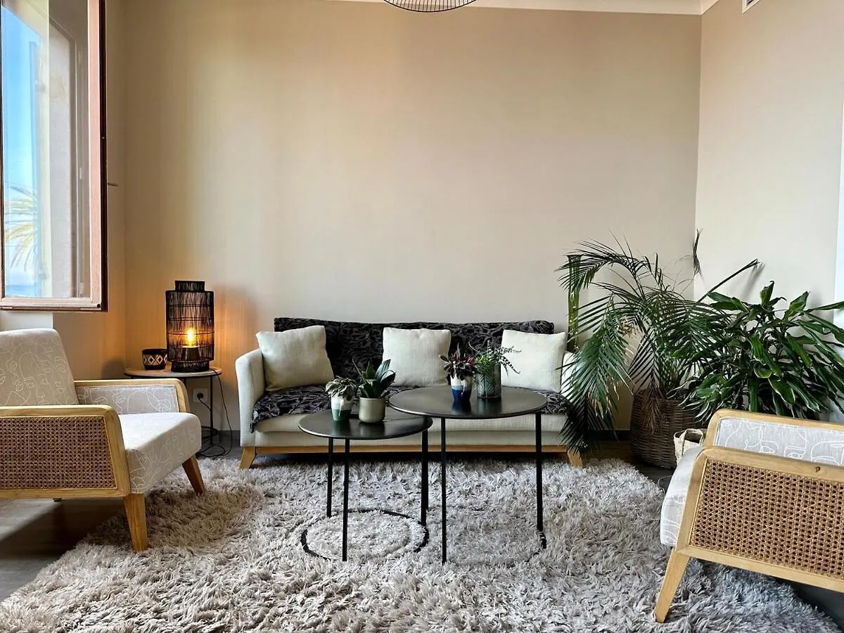 Apartment Peyronnet - Fabulous 2 Bedrooms - Sea View - Beach 2Min Away Menton