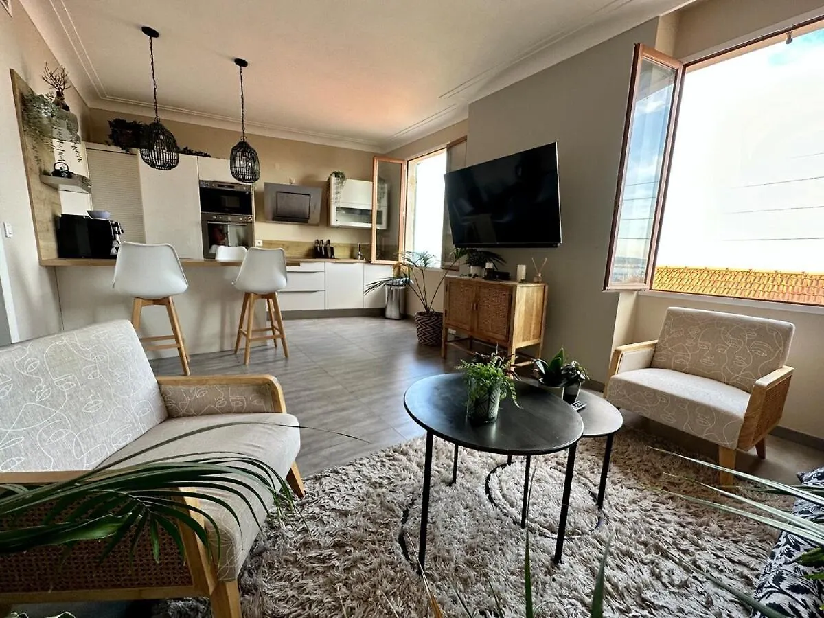 Peyronnet - Fabulous 2 Bedrooms - Sea View - Beach 2Min Away Menton