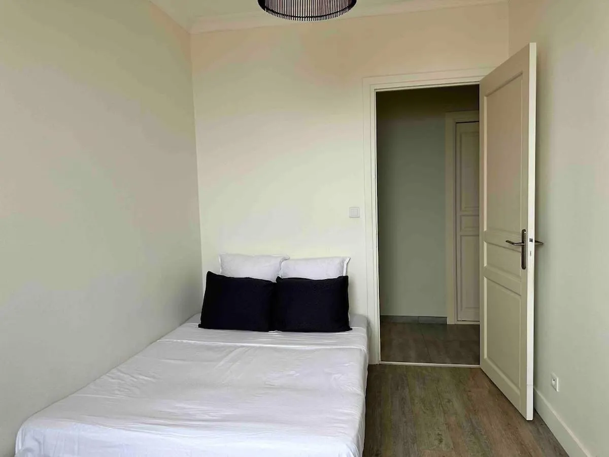 Apartment Peyronnet - Fabulous 2 Bedrooms - Sea View - Beach 2Min Away Menton France